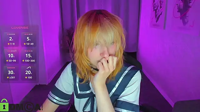 Snapshot of Little_Chips chatting on 19, 10, 2025 Little Chips online show from 19, 10, 2025