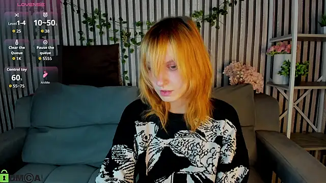 Snapshot of Little_Chips chatting on 18, 2, 2026 Little Chips online show from 18, 2, 2026