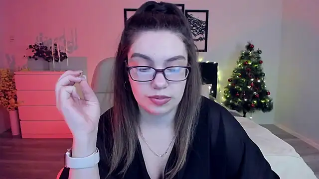 DaniellaLovely online show from 11, 12, 2024