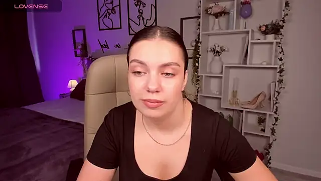 DaniellaLovely online show from 15, 9, 2025