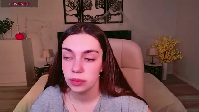 DaniellaLovely online show from 4, 11, 2025