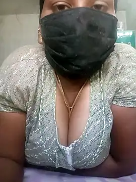 kavinila20 online show from 10, 3, 2025