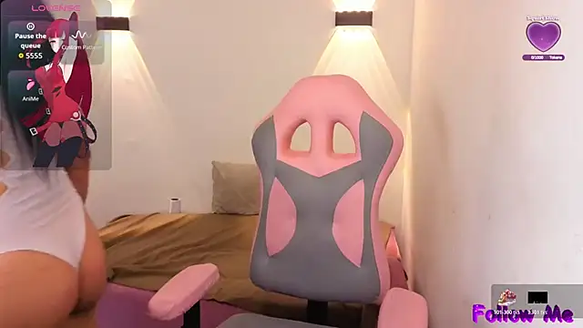 vittorialombardi   online show from 18, 12, 2025