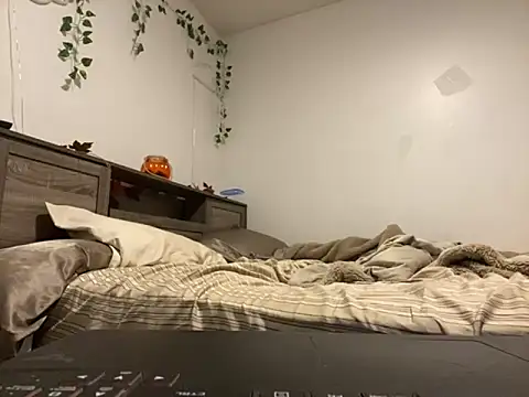 Snapshot of Kittyymaze1 chatting on 29, 9, 2025 Kittyymaze1 online show from 29, 9, 2025