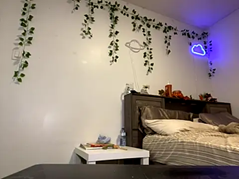 Snapshot of Kittyymaze1 chatting on 15, 10, 2025 Kittyymaze1 online show from 15, 10, 2025