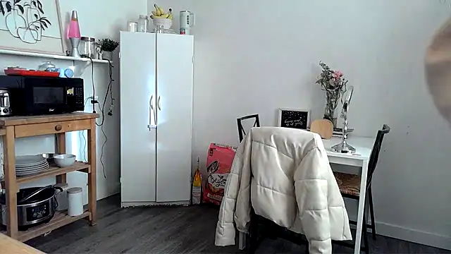 Snapshot of Kittyymaze1 chatting on 26, 2, 2026 Kittyymaze1 online show from 26, 2, 2026