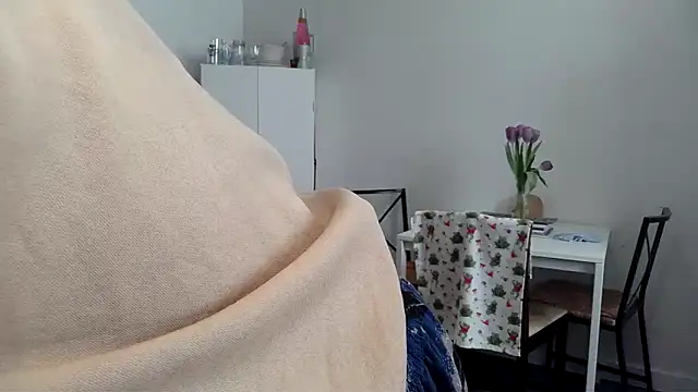 Snapshot of Kittyymaze1 chatting on 3, 3, 2026 Kittyymaze1 online show from 3, 3, 2026