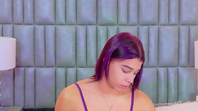 TiaraRosse online show from 18, 5, 2026