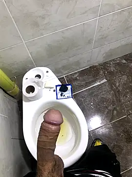 Snapshot of macg96 chatting on 3, 12, 2025 macg96 online show from 3, 12, 2025