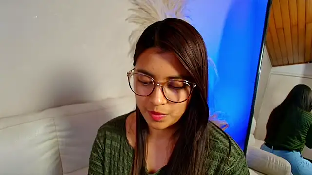 Rebeca Williams  online show from 6, 2, 2025