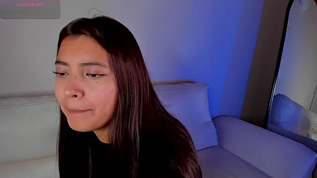 Rebeca Williams  online show from 7, 3, 2026