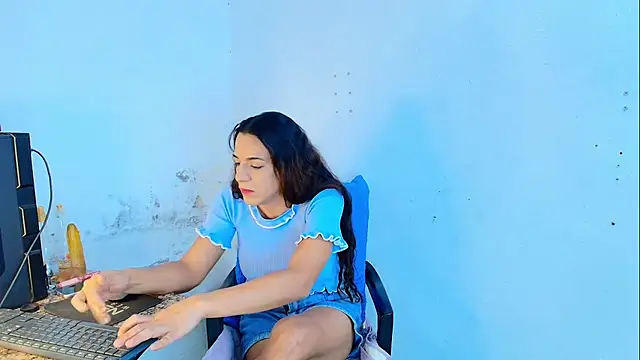 Oh Tique online show from 20, 3, 2026