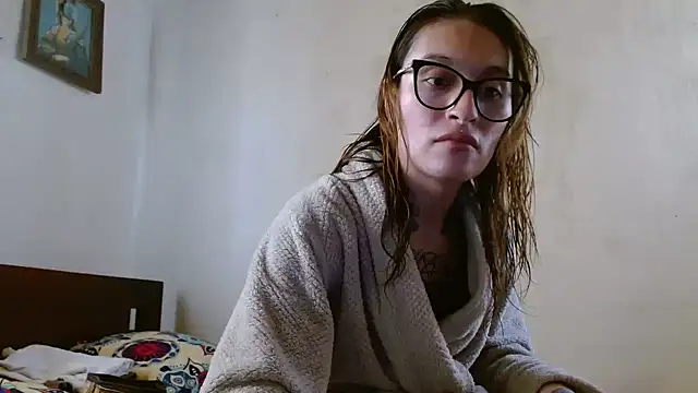 Snapshot of kittenlizz chatting on 28, 2, 2025 kittenlizz online show from 28, 2, 2025