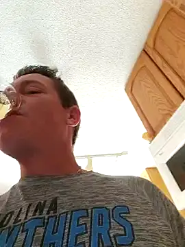 Bigtater1999 online show from 1, 1, 2025