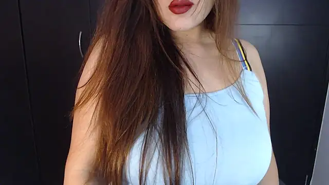 Snapshot of AdharaLujan chatting on 5, 12, 2024 AdharaLujan online show from 5, 12, 2024