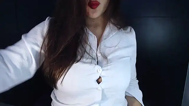 AdharaLujan online show from 3, 12, 2025