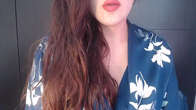 AdharaLujan online show from 7, 4, 2026