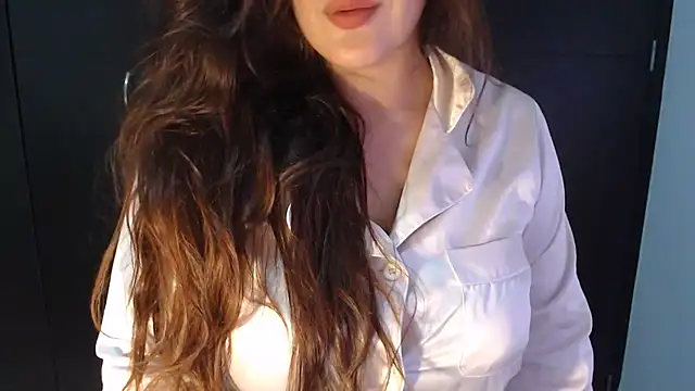 AdharaLujan online show from 3, 8, 2026