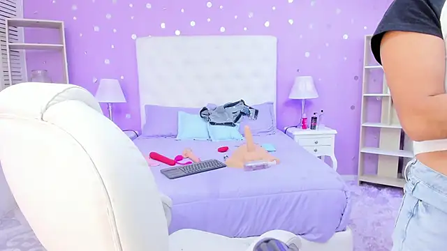 Snapshot of scarlette_15_ chatting on 6, 1, 2026 scarlette 15 online show from 6, 1, 2026