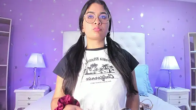 Snapshot of scarlette_15_ chatting on 12, 2, 2026 scarlette 15 online show from 12, 2, 2026