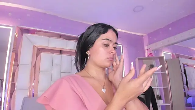 Snapshot of scarlette_15_ chatting on 26, 6, 2026 scarlette 15 online show from 26, 6, 2026