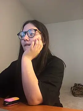 Prudie Gabriella online show from 25, 2, 2025