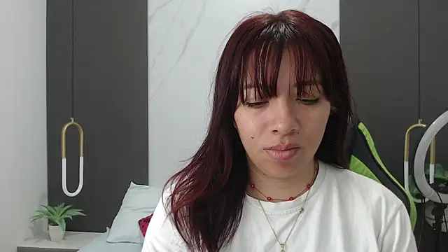 alma fenix online show from 18, 1, 2025