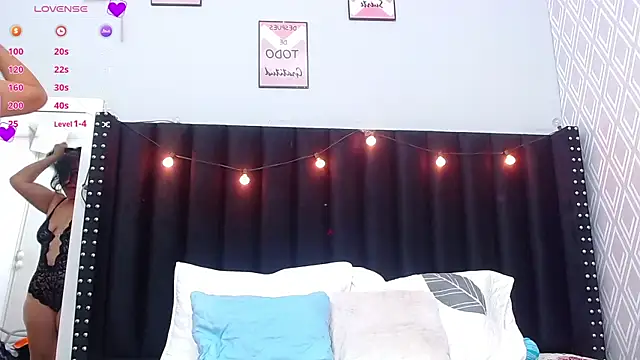 Snapshot of hotlatinateacher chatting on 17, 1, 2025 hotlatinateacher online show from 17, 1, 2025