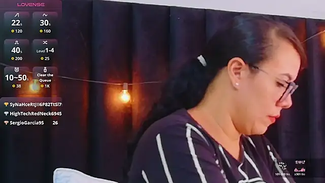 Snapshot of hotlatinateacher chatting on 19, 10, 2025 hotlatinateacher online show from 19, 10, 2025