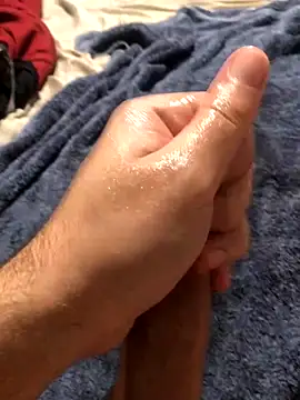 Snapshot of darksmoke011 chatting on 12, 9, 2025 darksmoke011 online show from 12, 9, 2025