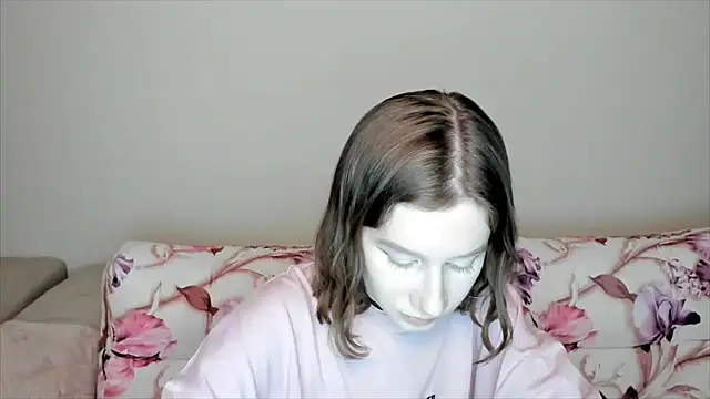 Snapshot of EnigmaSee chatting on 21, 12, 2024 EnigmaSee online show from 21, 12, 2024