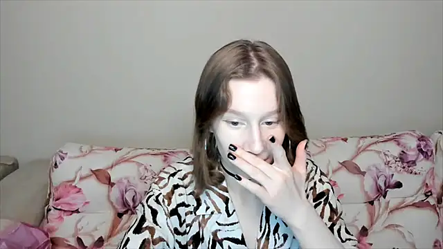 Snapshot of EnigmaSee chatting on 3, 1, 2025 EnigmaSee online show from 3, 1, 2025