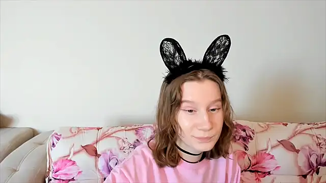 Snapshot of EnigmaSee chatting on 15, 1, 2025 EnigmaSee online show from 15, 1, 2025