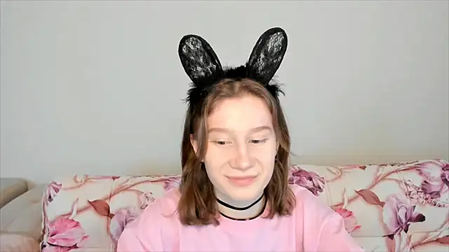 Snapshot of EnigmaSee chatting on 20, 1, 2025 EnigmaSee online show from 20, 1, 2025