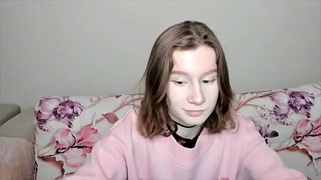 Snapshot of EnigmaSee chatting on 31, 1, 2025 EnigmaSee online show from 31, 1, 2025