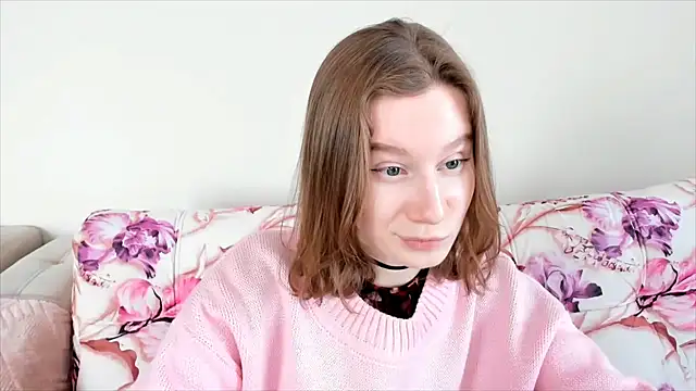 Snapshot of EnigmaSee chatting on 31, 1, 2025 EnigmaSee online show from 31, 1, 2025