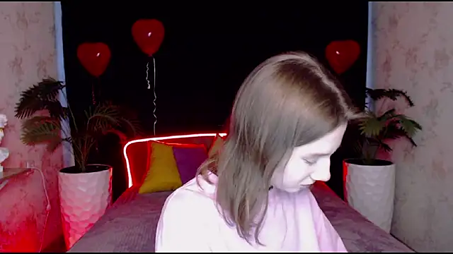 Snapshot of EnigmaSee chatting on 24, 2, 2025 EnigmaSee online show from 24, 2, 2025