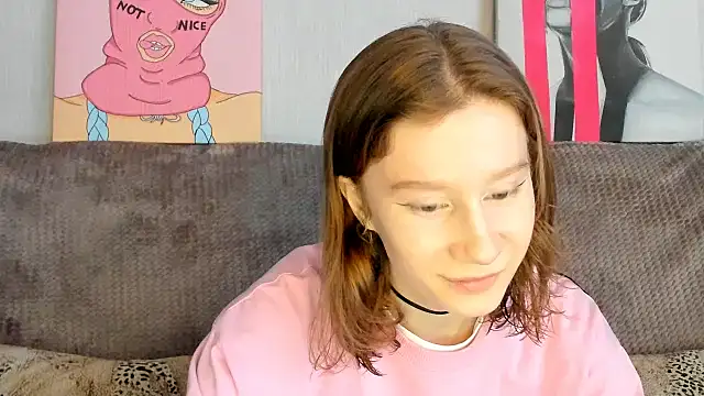 Snapshot of EnigmaSee chatting on 9, 3, 2025 EnigmaSee online show from 9, 3, 2025