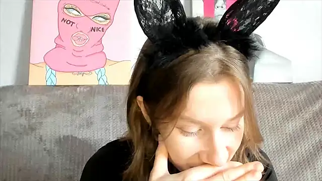 Snapshot of EnigmaSee chatting on 14, 3, 2025 EnigmaSee online show from 14, 3, 2025