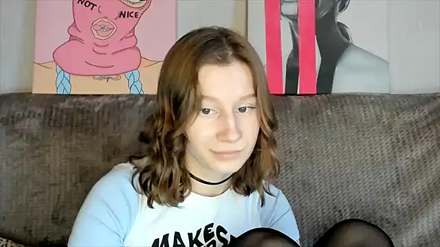 Snapshot of EnigmaSee chatting on 18, 3, 2025 EnigmaSee online show from 18, 3, 2025