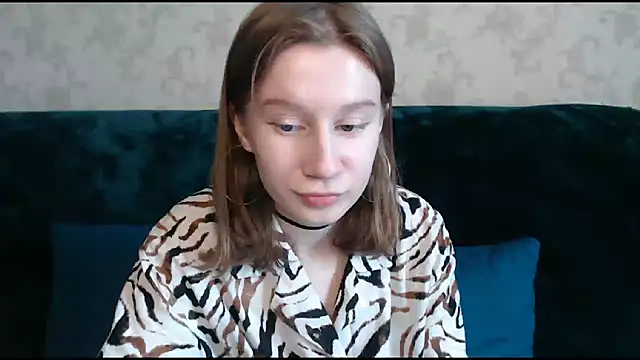 Snapshot of EnigmaSee chatting on 22, 3, 2025 EnigmaSee online show from 22, 3, 2025