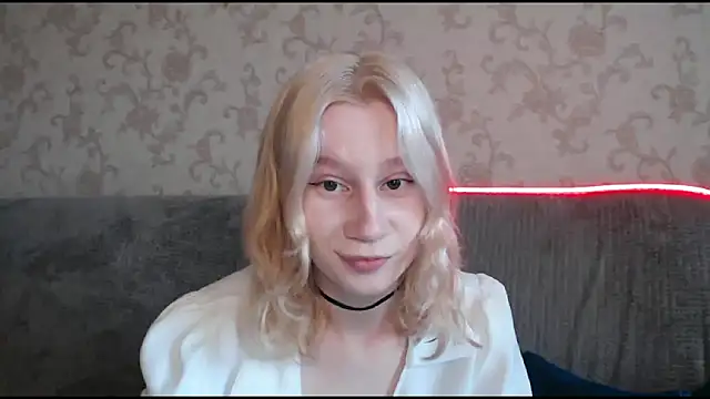 Snapshot of EnigmaSee chatting on 21, 9, 2025 EnigmaSee online show from 21, 9, 2025