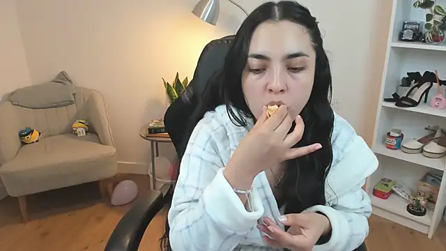 Snapshot of _BellaEvans_ chatting on 29, 1, 2025 BellaEvans online show from 29, 1, 2025