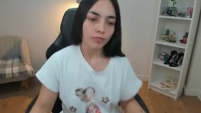  BellaEvans  online show from 2, 3, 2026