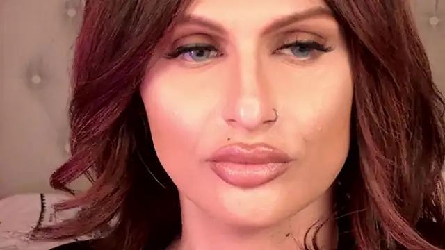 Snapshot of xprettysmilex chatting on 5, 2, 2025 xprettysmilex online show from 5, 2, 2025