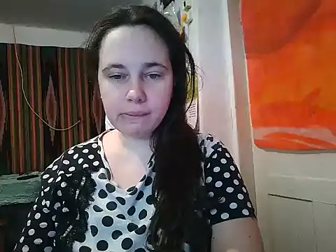 Cora Maro online show from 9, 2, 2025