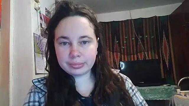 Cora Maro online show from 3, 11, 2025