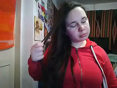 Cora Maro online show from 4, 12, 2025