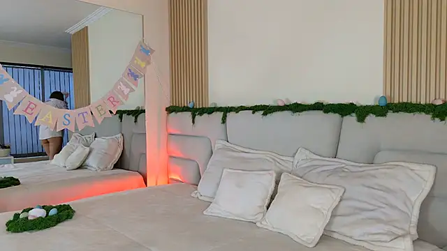 Zoe Benson online show from 1, 4, 2026