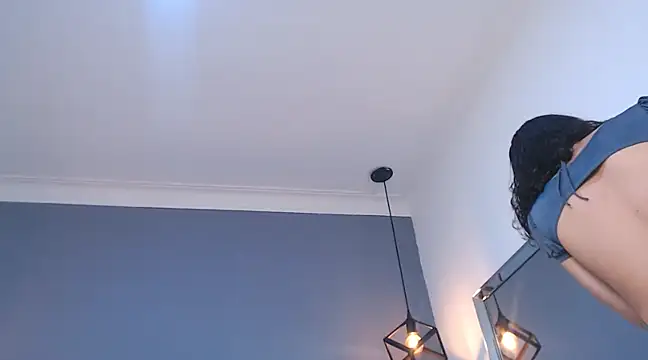 AbigailWilliams  online show from 7, 3, 2025